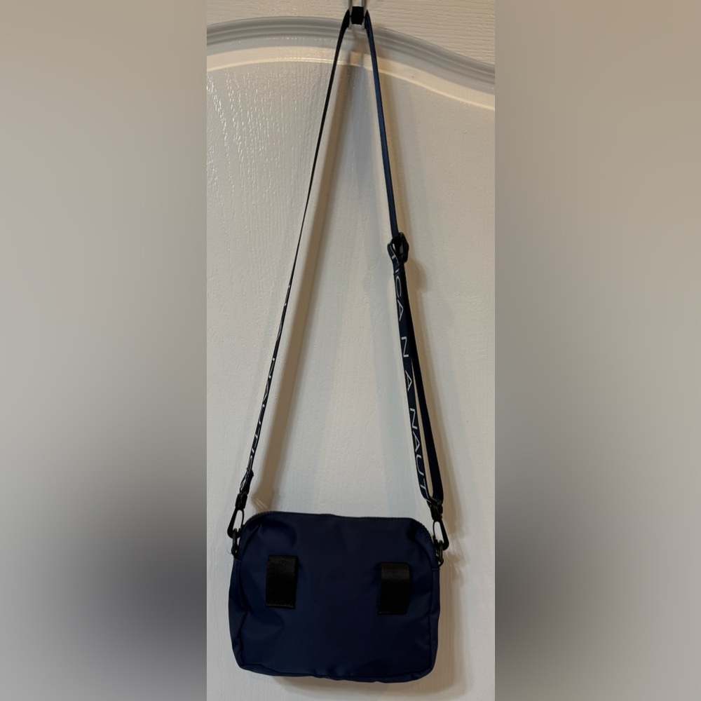 Náutica Nylon Bean Crossbody / Belt Bags with adjustable shoulder straps . New - Picture 9 of 14